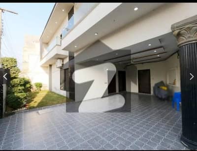 12 MARLA FULL HOUSE FOR RENT IN MILITARY ACCOUNT MAIN COLLEGE ROAD LHR