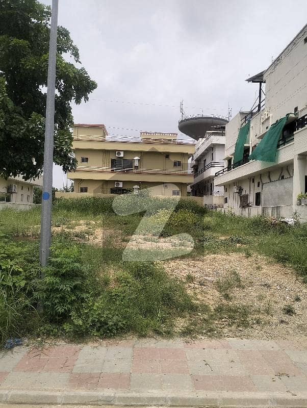 ڈی ایچ اے ڈیفینس فیز 2 ڈی ایچ اے ڈیفینس,اسلام آباد میں 1 کنال رہائشی پلاٹ 4.5 کروڑ میں برائے فروخت۔