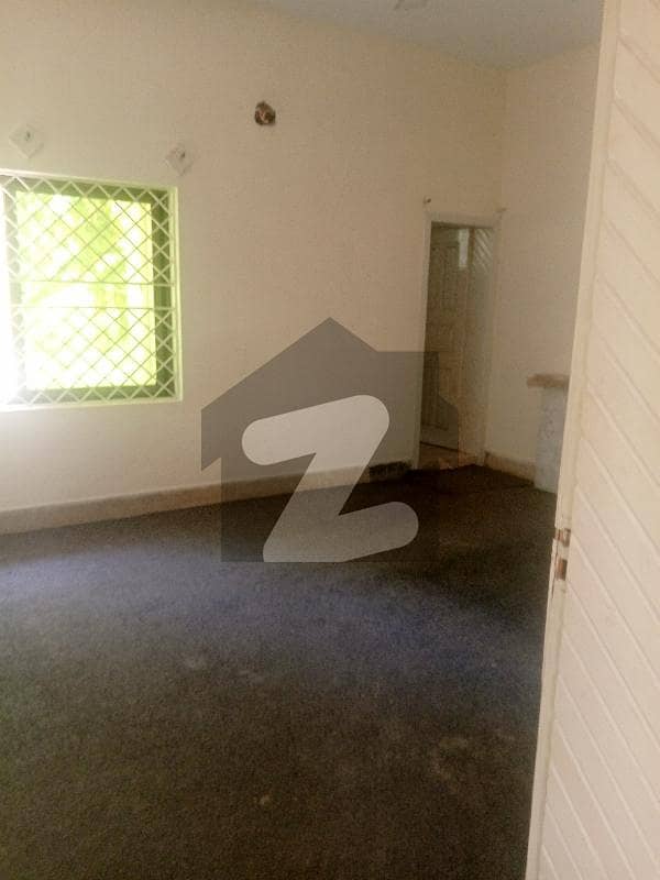 G-9-3 Upper Floor Available For Rent