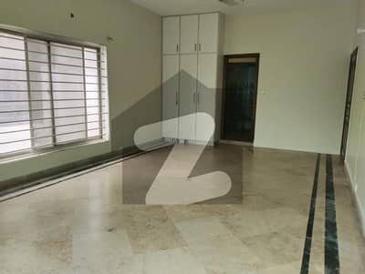 UPPER PORTION FOR RENT