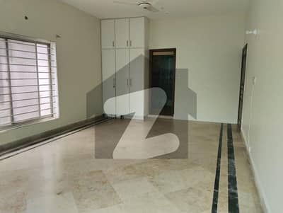 UPPER PORTION FOR RENT