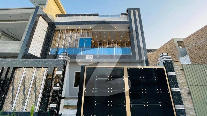 8 Marla House is Available for Sale In 8 Marla House is Available for Sale In