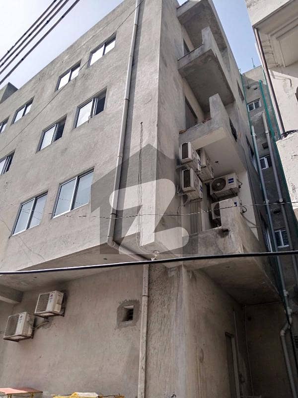 مسلم ٹاؤن لاہور میں 10 مرلہ عمارت 18.0 کروڑ میں برائے فروخت۔ مسلم ٹاؤن لاہور میں 10 مرلہ عمارت 18.0 کروڑ میں برائے فروخت۔