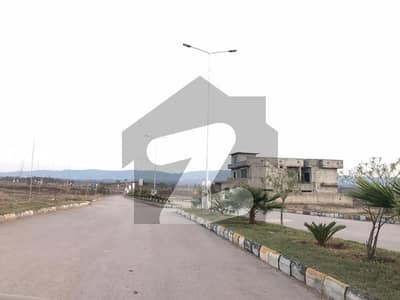 ڈی ایچ اے فیز 7 - بلاک یو فیز 7,ڈیفنس (ڈی ایچ اے),لاہور میں 2 کنال رہائشی پلاٹ 7.35 کروڑ میں برائے فروخت۔