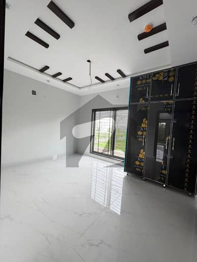 5 Marla Brand New Modern House Available For Rent