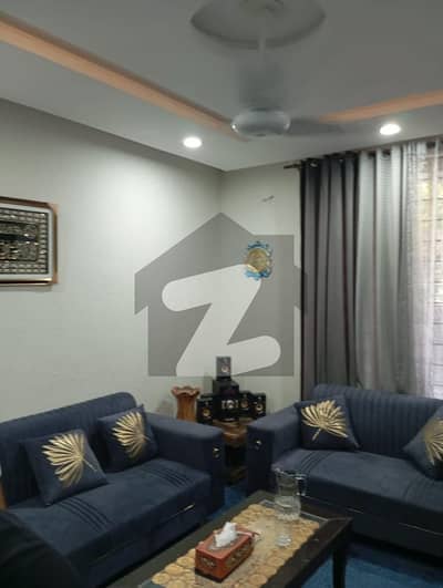 جی ۔ 11/2 جی ۔ 11,اسلام آباد میں 5 کمروں کا 1 کنال بالائی پورشن 1.9 لاکھ میں کرایہ پر دستیاب ہے۔