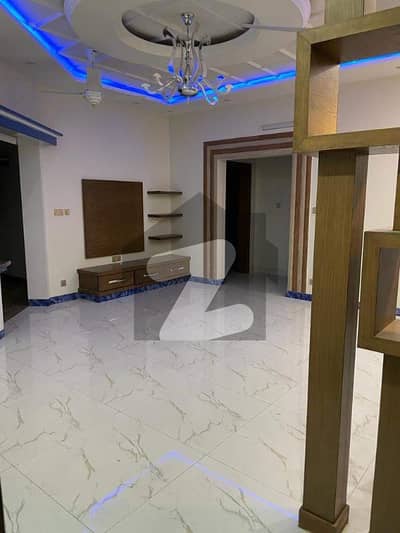 1 KANAL UPPER PORTION AVAILABLE FOR RENT BAHRIA TOWN PHASE 5