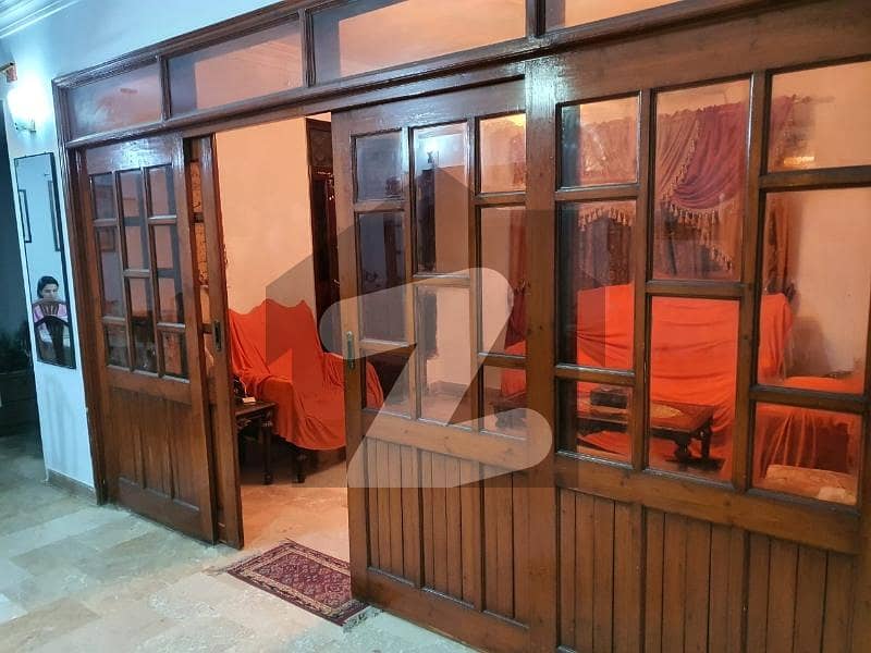 Main Shaheed e Millat Road Flat For Rent Main Shaheed e Millat Road Flat For Rent