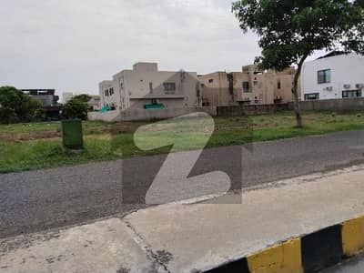 1 kanal good location plot for sale dha phase 8 block V