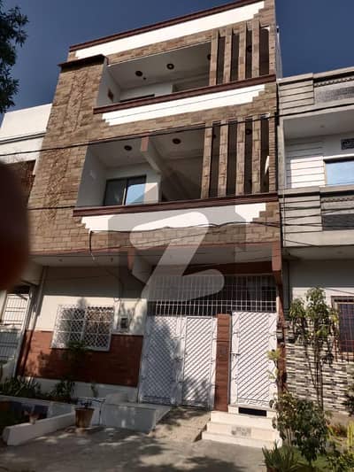 120 SQUARE YARDS G+2 HOUSE AVAILABLE FOR SALE IN SECTOR R 1, GULSHAN E MAYMAR