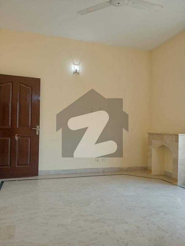 E-11/3 1 Kanal Ground Portion 3 Bedroom