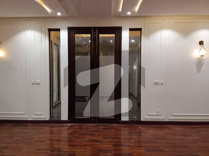 Flat Available For Rent