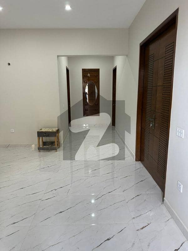 Like New Apartment With Lift In Phase 6