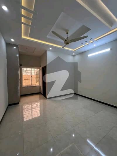 BEAUTIFUL DOUBLE UNIT HOUSE FOR RENT AVAILABLE WITH GAS
