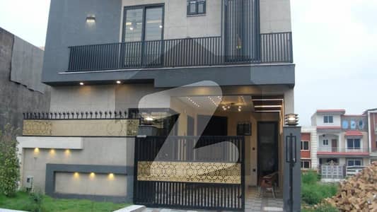 5 Marla house in mpchs Islamabad Pakistan for sale