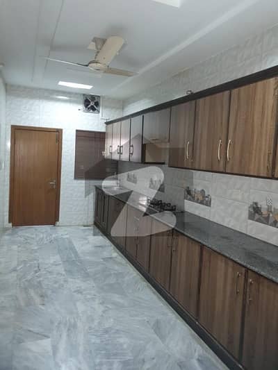 G. 9 Upper Portion For Rent 3beds 3bath Dd