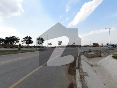 8 Marla Ready Plot With Possession & Construction Letter,
