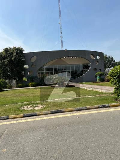 نیو لاهور سٹی لاہور میں 10 مرلہ رہائشی پلاٹ 37.0 لاکھ میں برائے فروخت۔