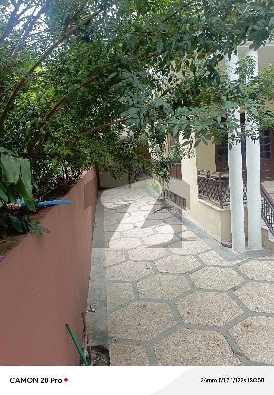 F10/3 Corner House For Rent