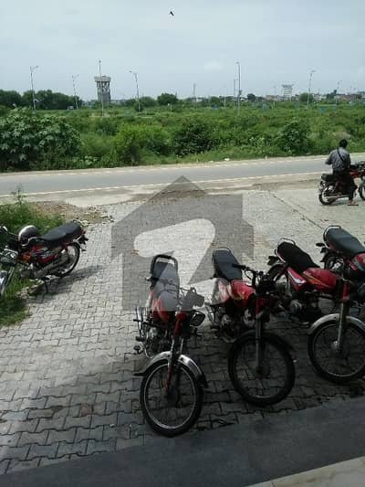 Formanites Housing Scheme OPP DHA Phase5 M Extension lahore  3 Marla office Shop for rent