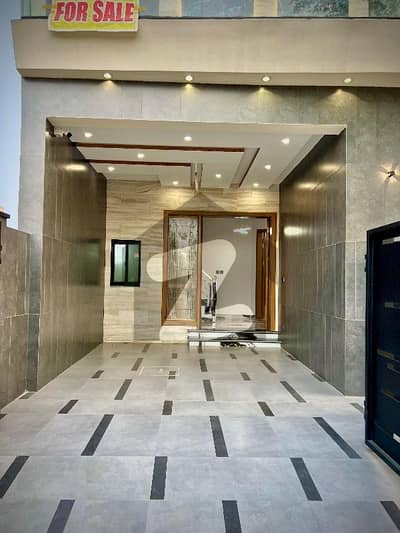 5 MARLA BRAND NEW HOUSE FOR SALE