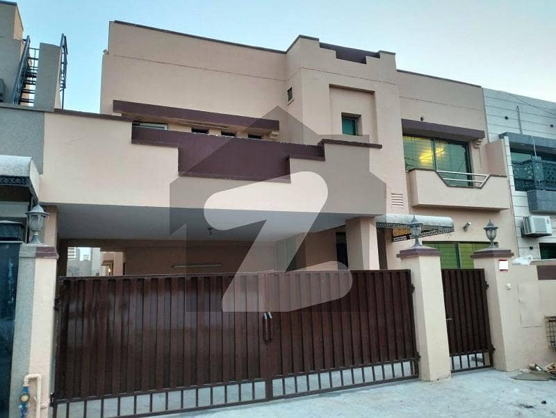 10 Marla House For Sale In Askari 10