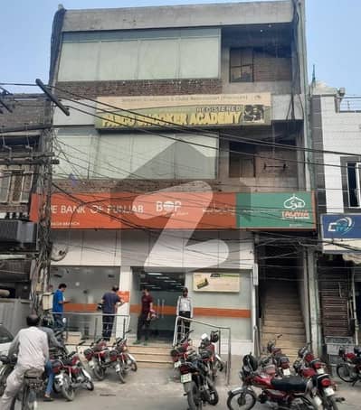 شادباغ لاہور میں 13 مرلہ عمارت 3.4 لاکھ میں کرایہ پر دستیاب ہے۔