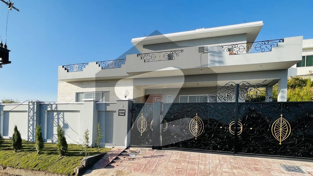 Beautiful House Good Location Beautiful House Good Location