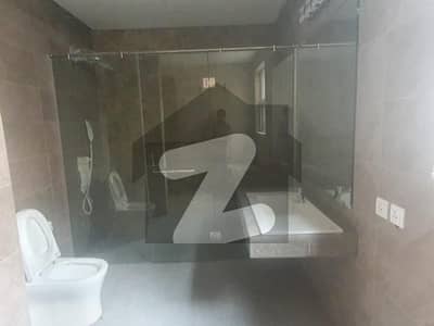 Stunning 1 Kanal Brand new Villa Available For Sale 