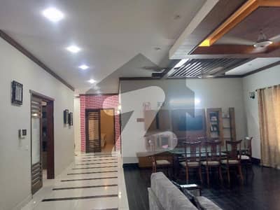 Bungalow For Sale Phase 6.1000 Yard Slightly Use Prime Location