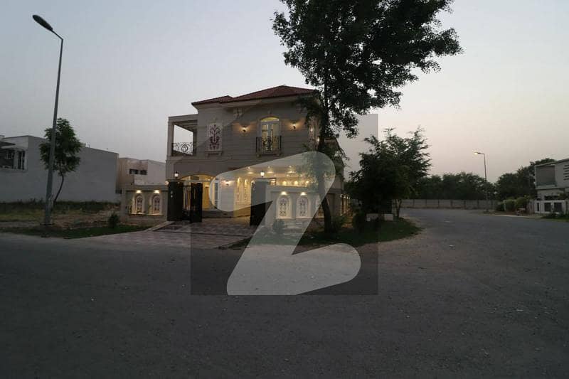 10 Marla Corner Slightly Use Spanish Design Most Luxurious Bungalow, For Sale Location DHA Lhr