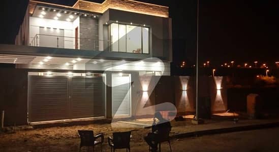 بحریہ ہلز بحریہ ٹاؤن کراچی,کراچی میں 6 کمروں کا 1 کنال مکان 6.0 کروڑ میں برائے فروخت۔