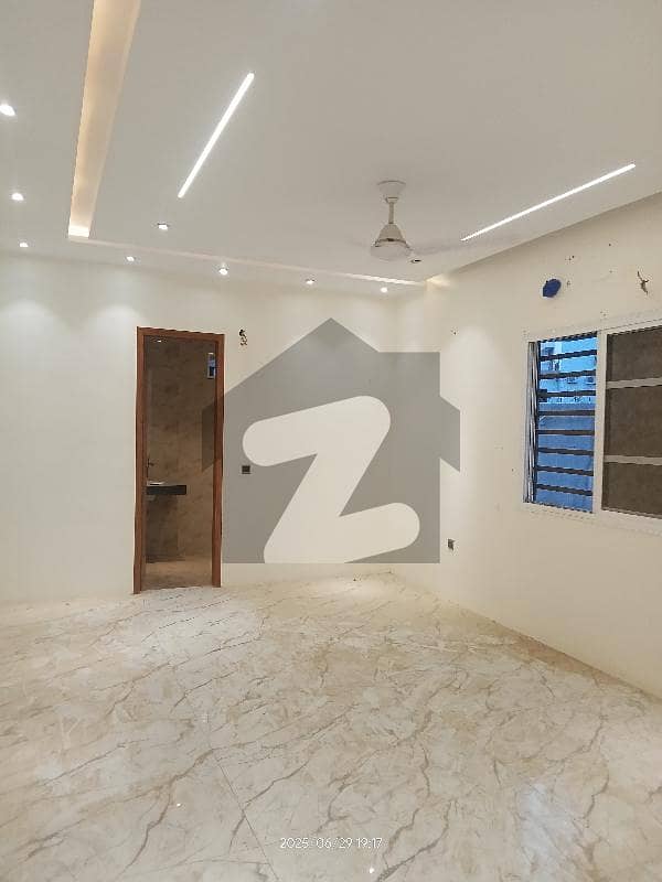 4 Bed Brand New With Parking 4 Bed Brand New With Parking