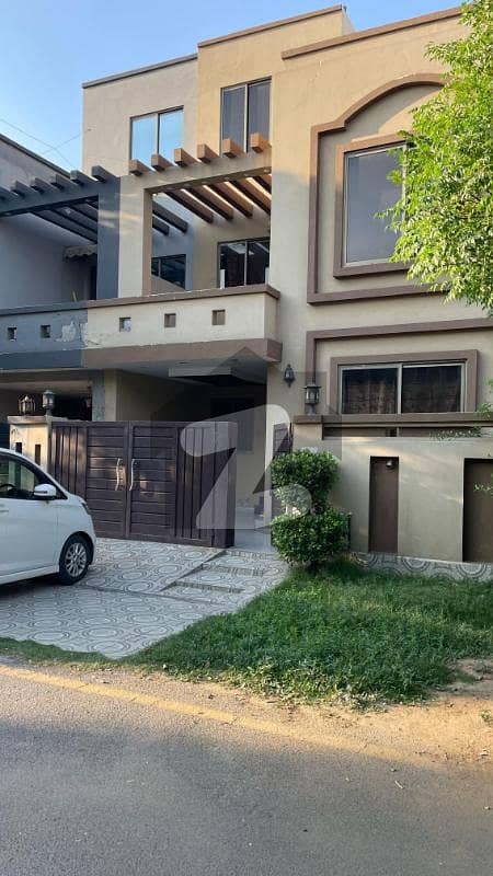 Beautiful 5 Marla House For Sale In AA Block, Bahria Town Lahore Prime Location &Amp; Modern Design