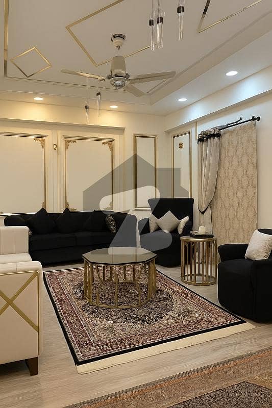 طارق روڈ کراچی میں 4 کمروں کا 10 مرلہ فلیٹ 11.0 کروڑ میں برائے فروخت۔