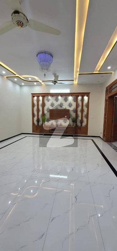 Beautiful Upper Portion For Rent In Ideal Location Beautiful Upper Portion For Rent In Ideal Location