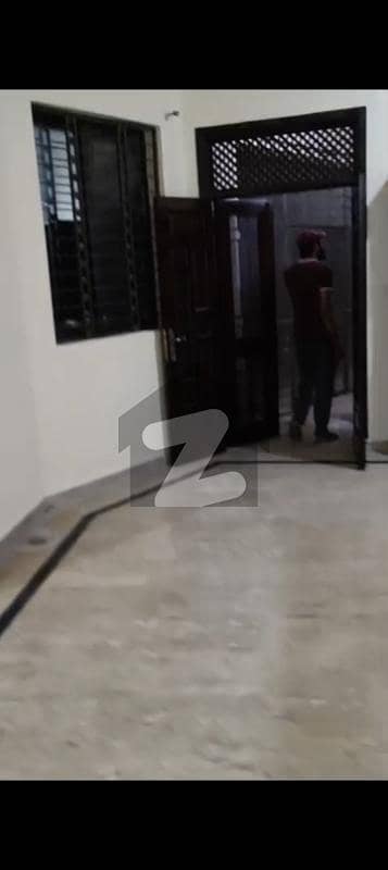سبزہ زار سکیم ۔ بلاک کے سبزہ زار سکیم,لاہور میں 2 کمروں کا 10 مرلہ بالائی پورشن 48.0 ہزار میں کرایہ پر دستیاب ہے۔