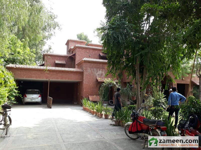 3. 12 Kanal Farm House For Sale outside EME Society linked via Raiwind Road Lahore