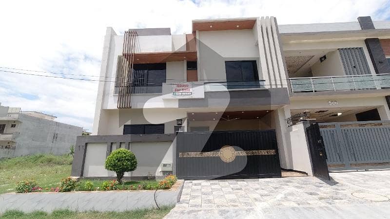 Idyllic House Available In G-16/4 For sale Idyllic House Available In G-16/4 For sale