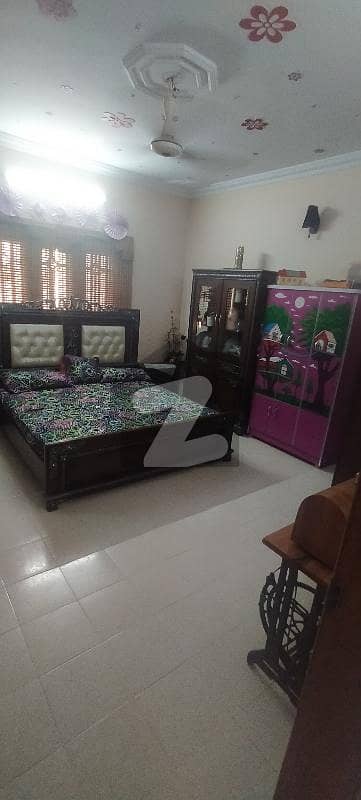 Portion On 1 floor 3 Bed Drawing and Dinning In Adamjee Nagar B Block