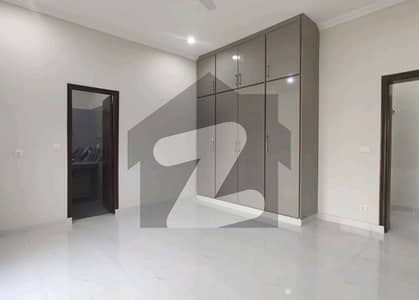 Spacious 5 Marla House Available For rent In Bahria Town - Sector E