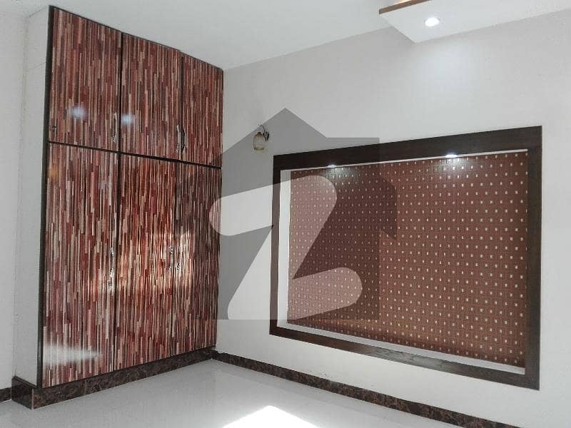 Centrally Located House For sale In Khayaban-e-Amin Available Centrally Located House For sale In Khayaban-e-Amin Available