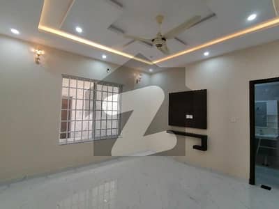 House Of 10 Marla Is Available For sale In LDA Avenue, LDA Avenue