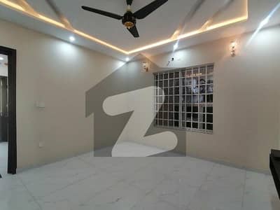 Ideal House For sale In LDA Avenue