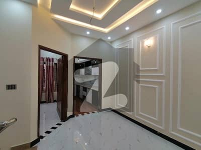 House Of 10 Marla Available In LDA Avenue