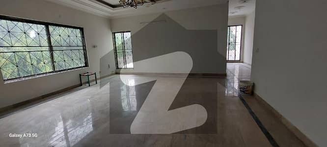 1 Kanal House For Rent (Suitable For Silent Office)