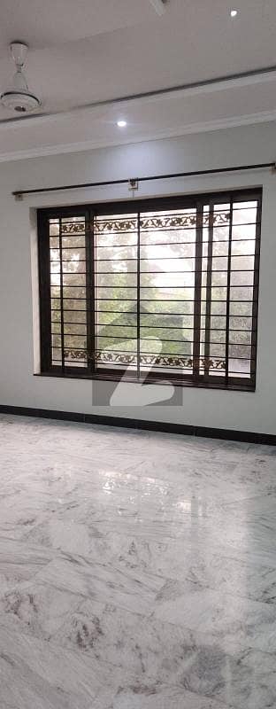 Upper Portion for Rent I-8/3, Near Kachnar Park