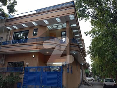 Double Storey Corner House Park Facing