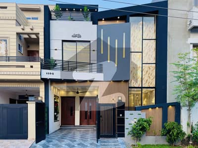 5 Marla designer house for sale in Central Park