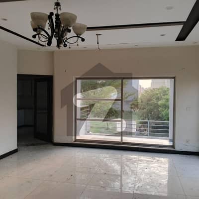 Shadman 1 kanal house ideal location other work